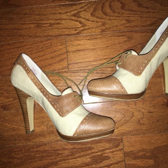 Steve Madden Reilly Oxford Heels Size 6 - Picture 1 of 3